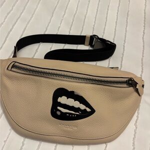 Coach Tan Leather Bum Bag-NO DAMAGES,NO STAINS✨